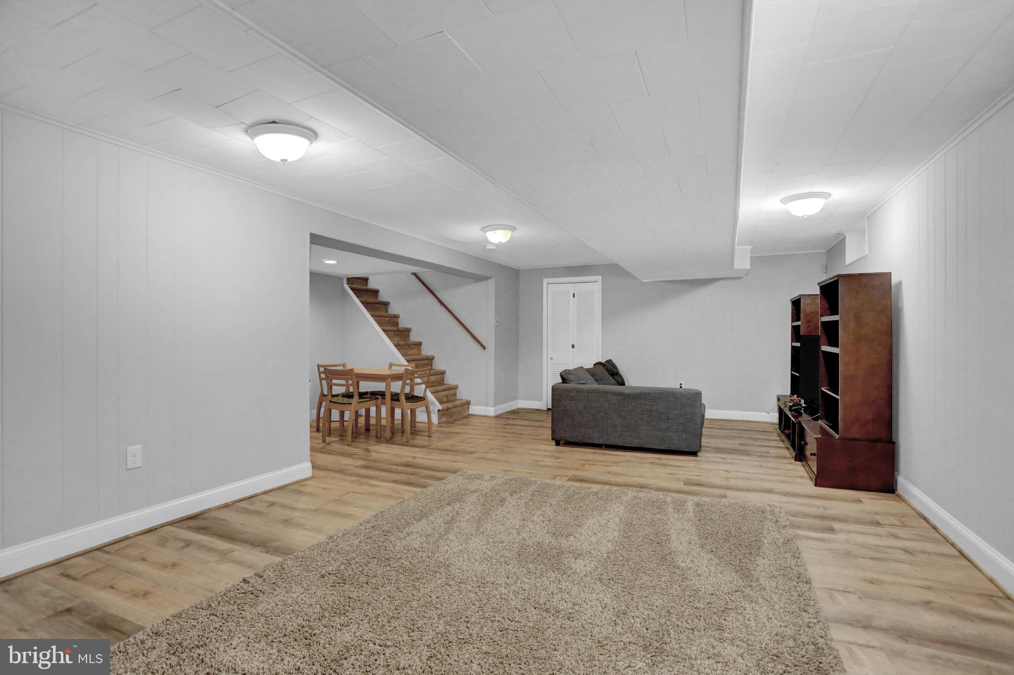 DULANEY FOREST - Residential Lease