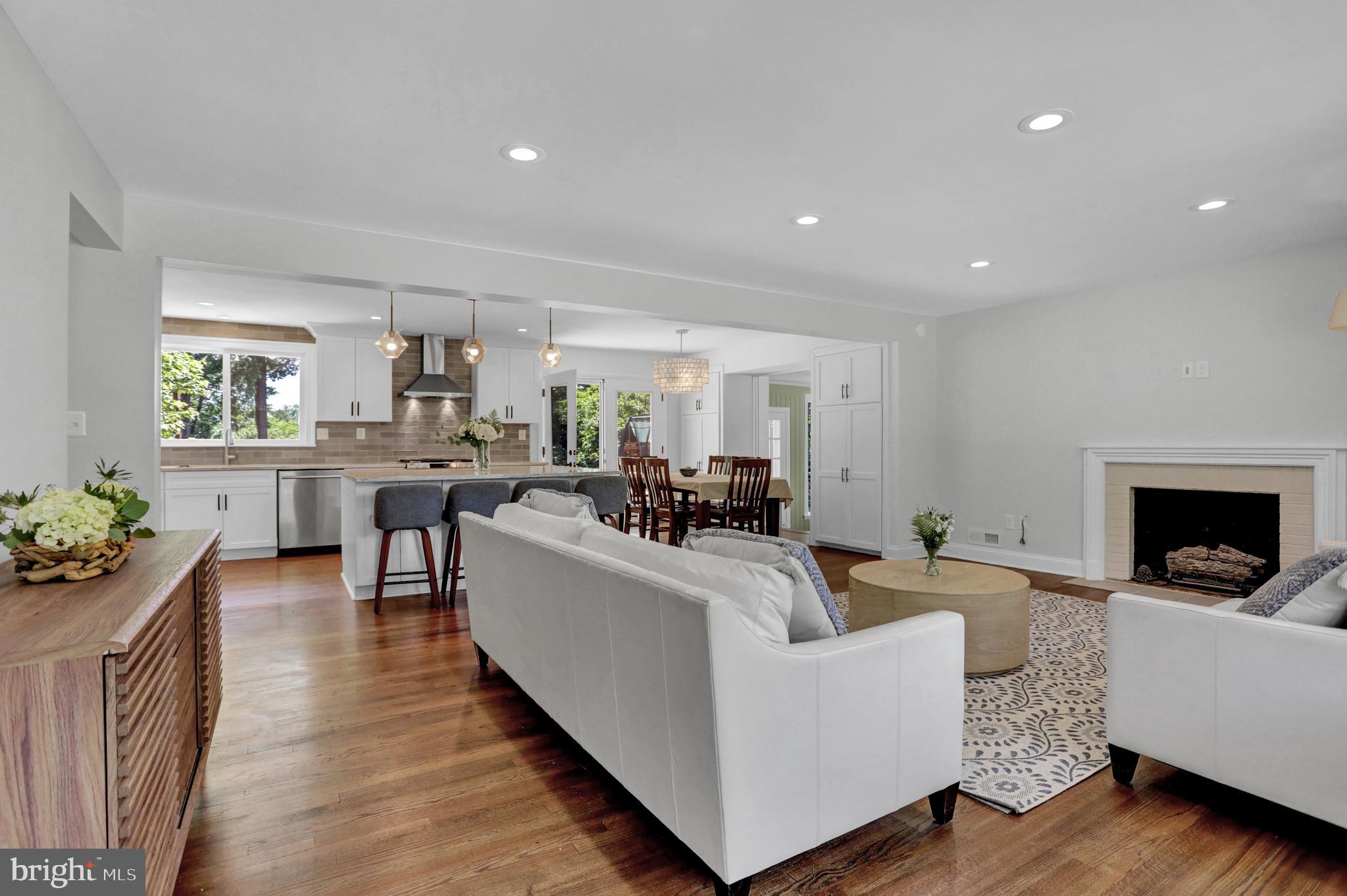 DULANEY FOREST - Residential Lease