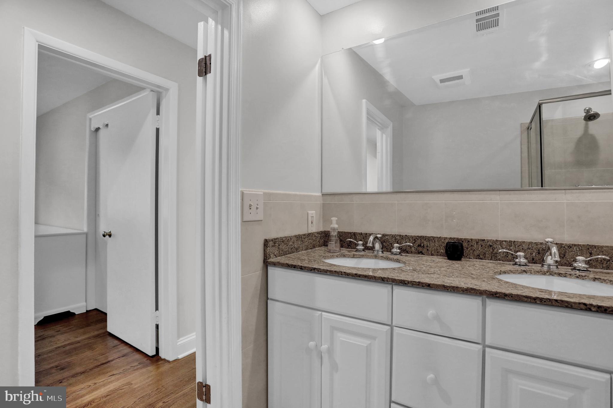 DULANEY FOREST - Residential Lease