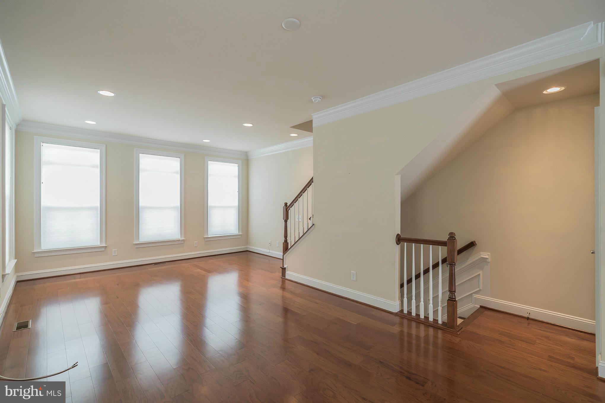 METROWEST - Residential