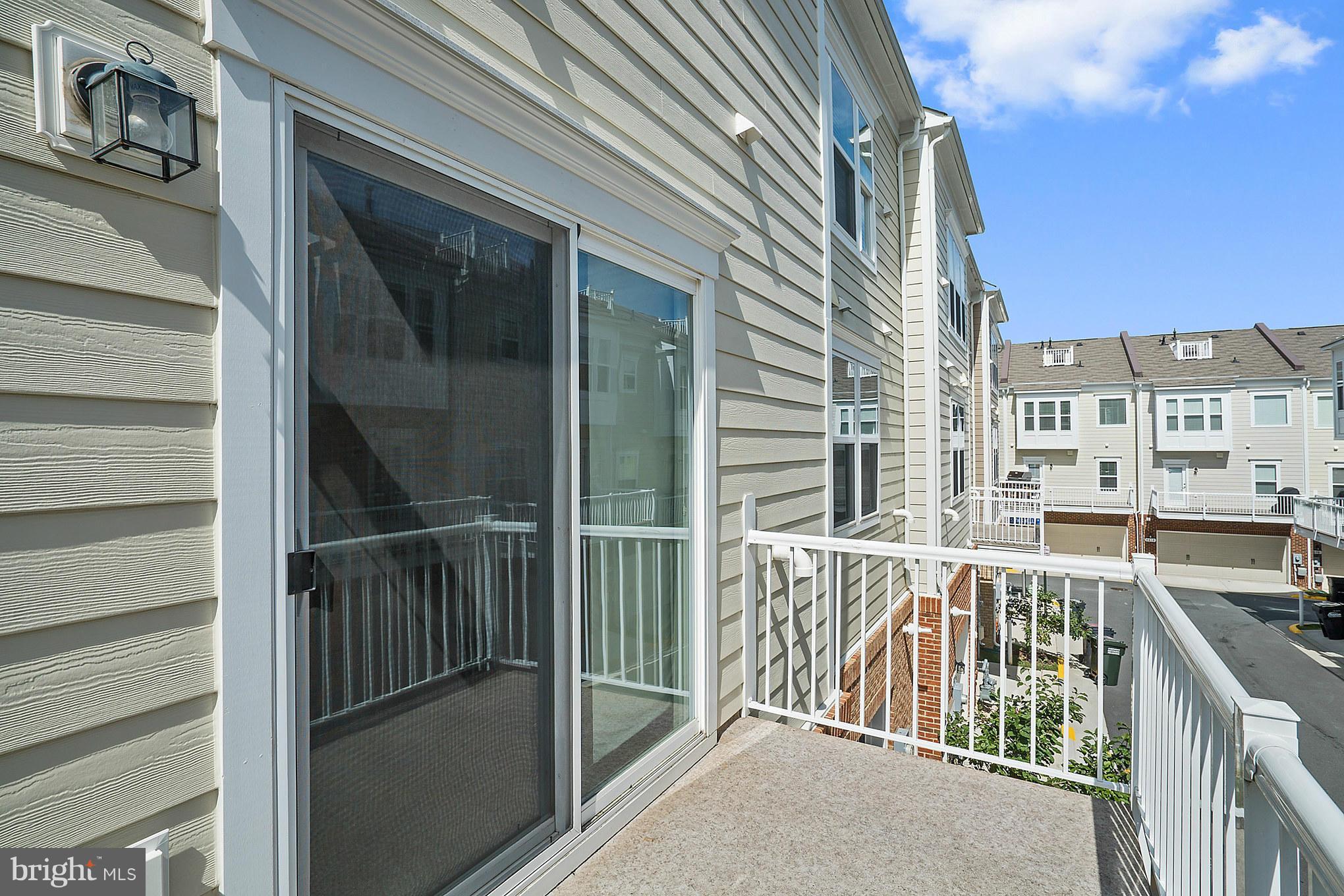 METROWEST - Residential