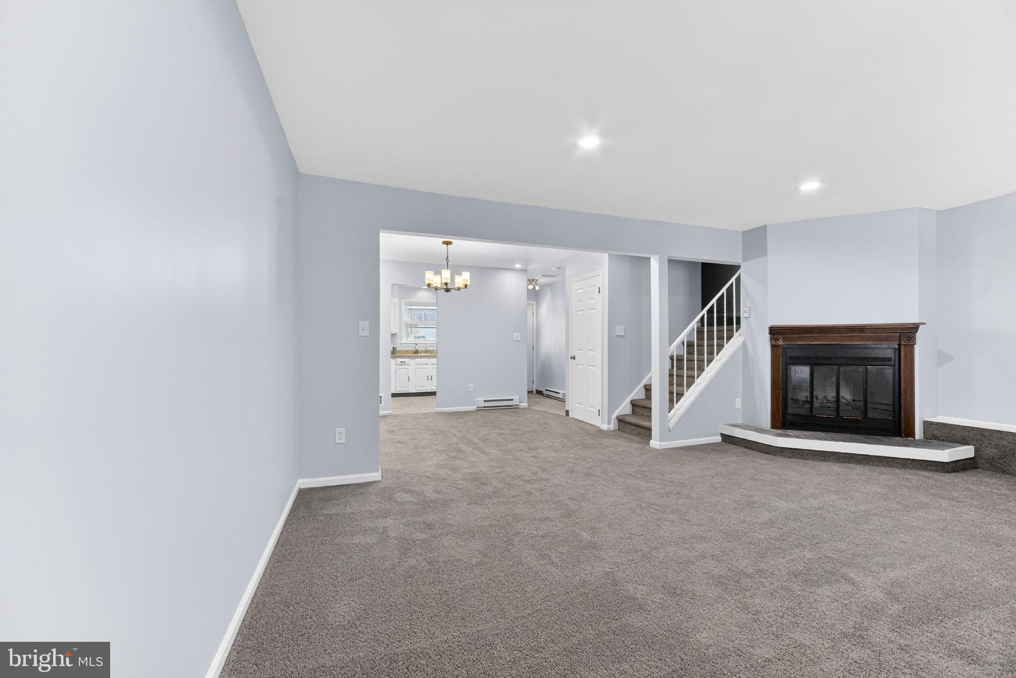 1930 CRICKLEWOOD COVE