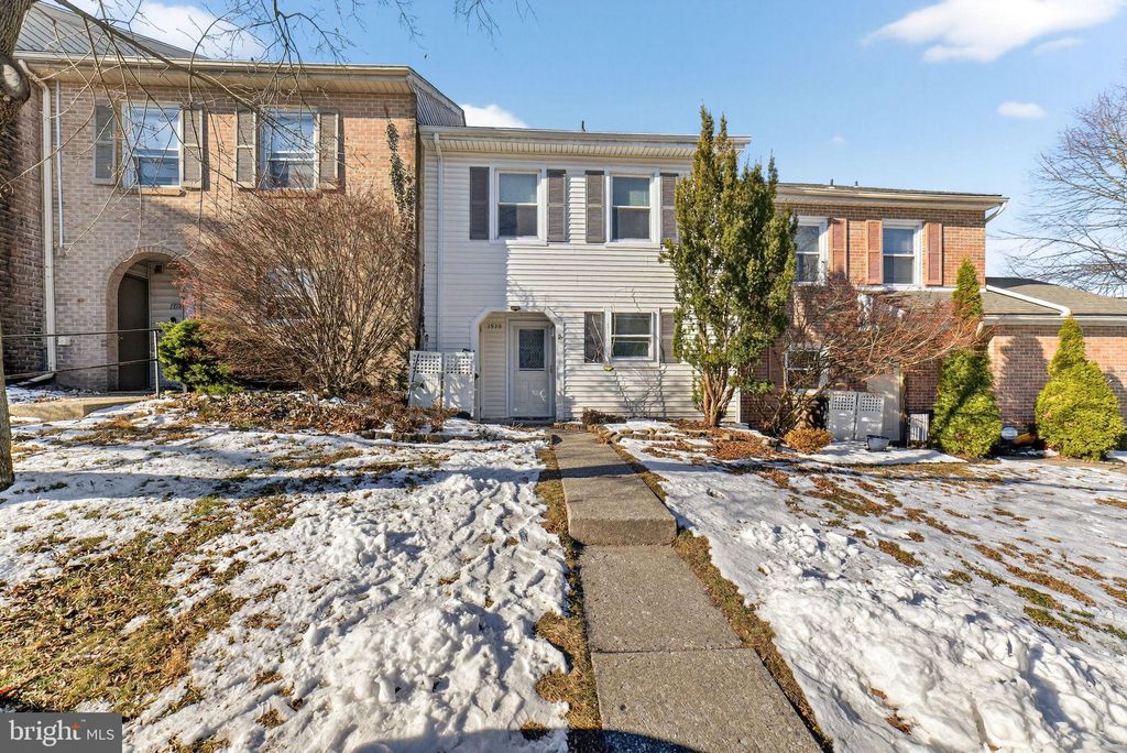 Photo of 1930 Cricklewood Cove, FOGELSVILLE, PA 18051 (MLS # PALH2014322)