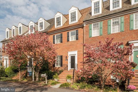 319 CHESTERTOWN STREET GAITHERSBURG MD 20878