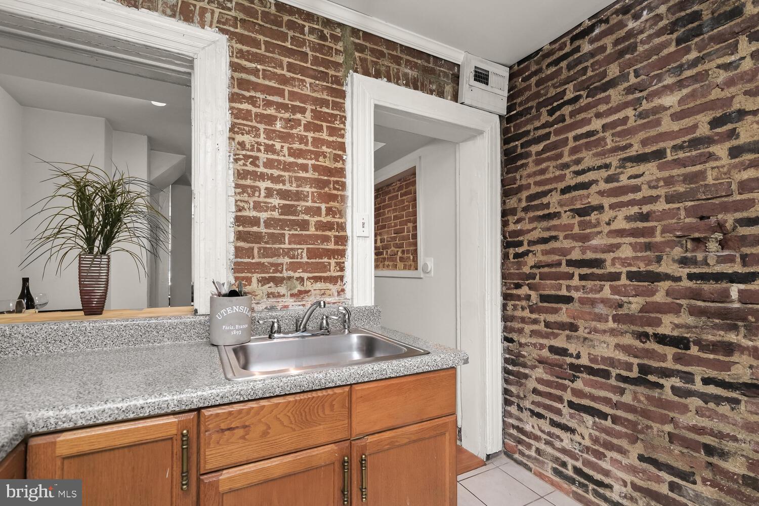 FELLS POINT HISTORIC DISTRICT - Residential