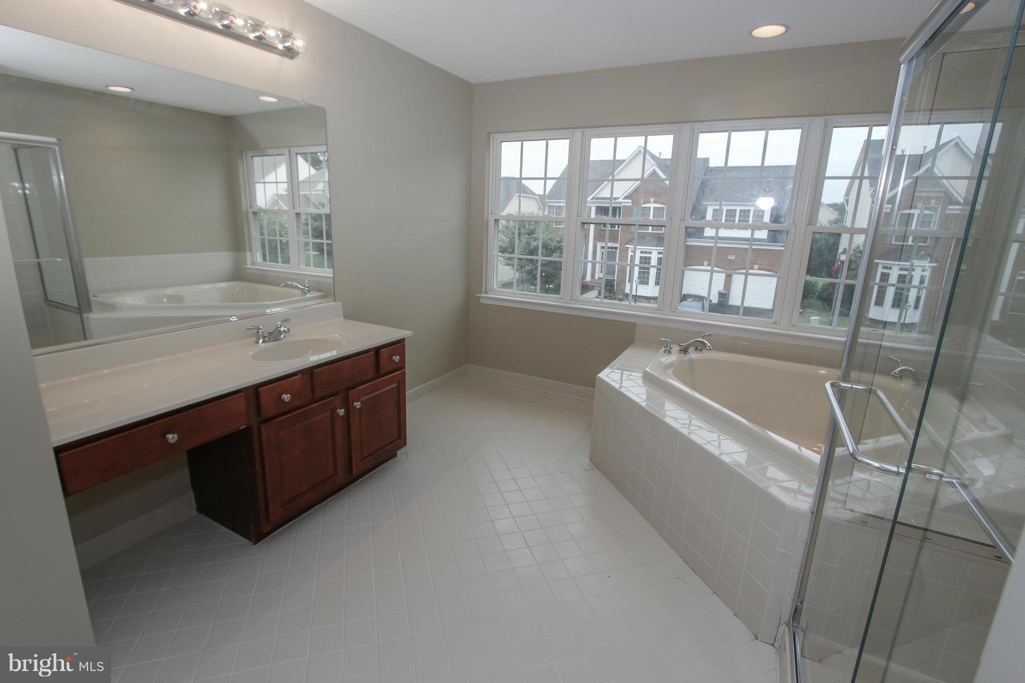 FAIRCREST SOUTH - Residential