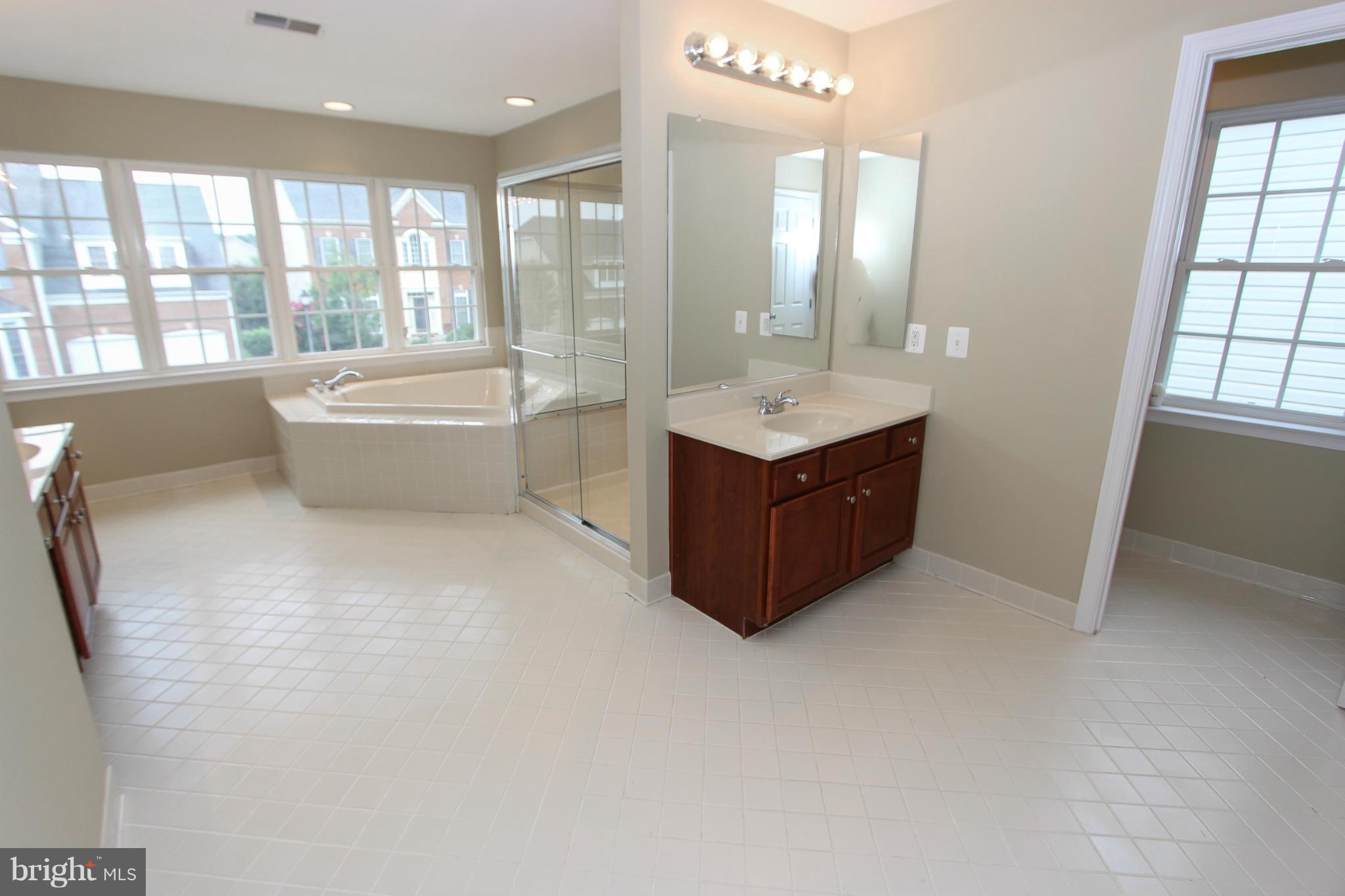 FAIRCREST SOUTH - Residential