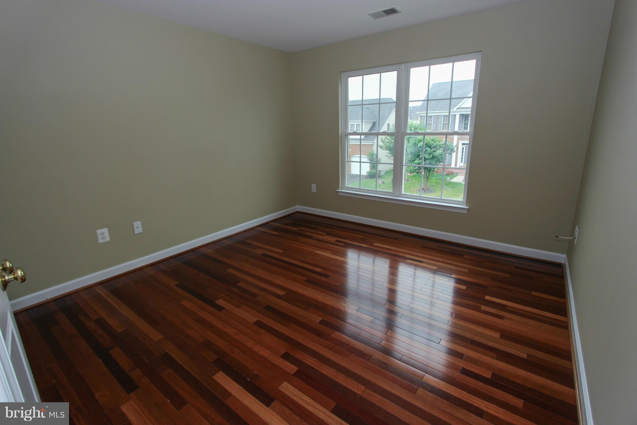 FAIRCREST SOUTH - Residential