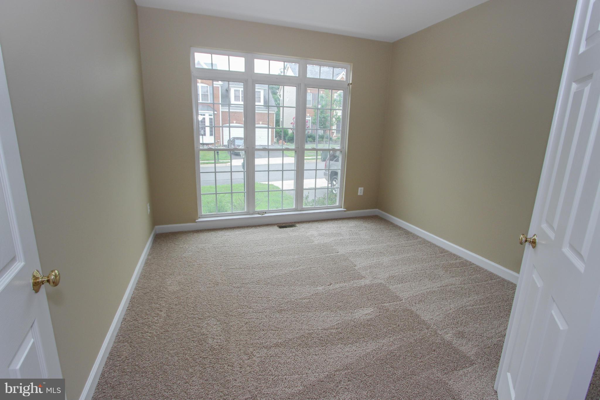 FAIRCREST SOUTH - Residential