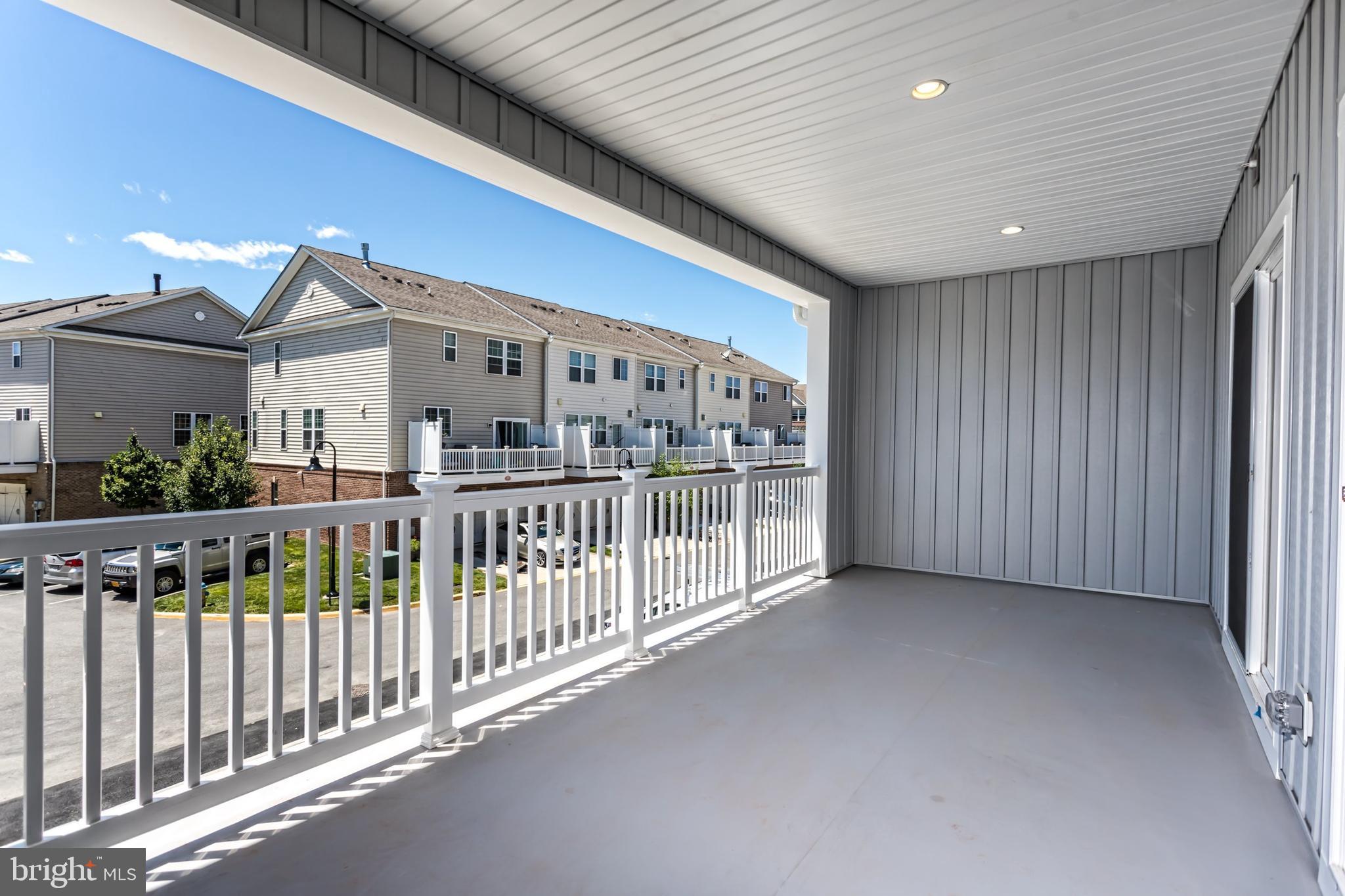 HASTINGS MARKETPLACE - Residential Lease