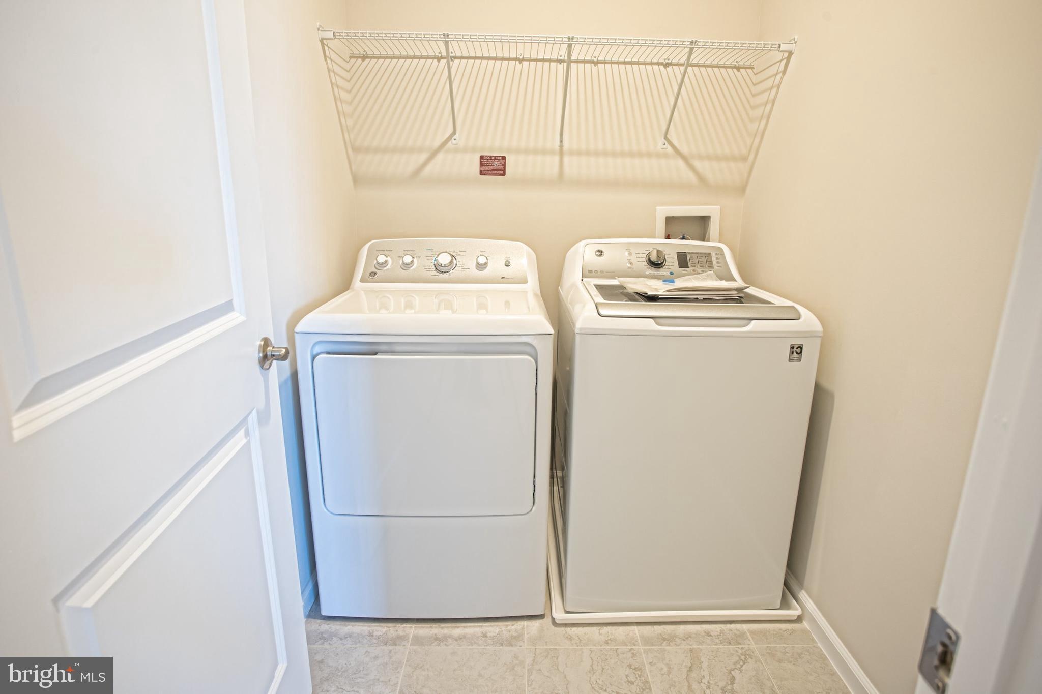 HASTINGS MARKETPLACE - Residential Lease