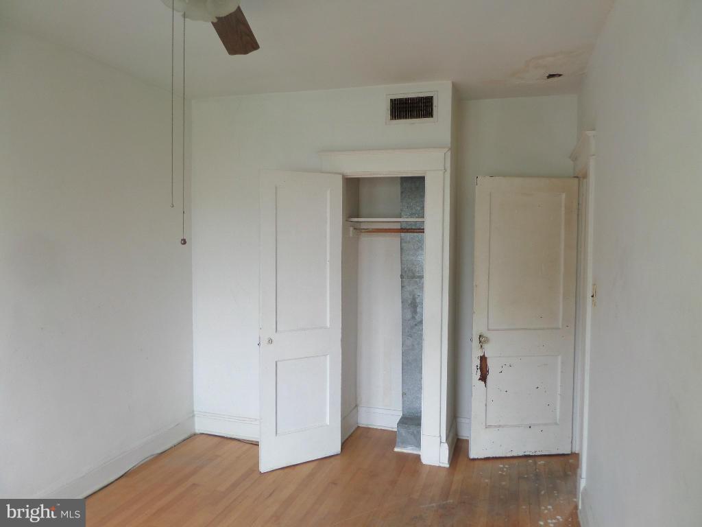 ROSEMONT - Residential