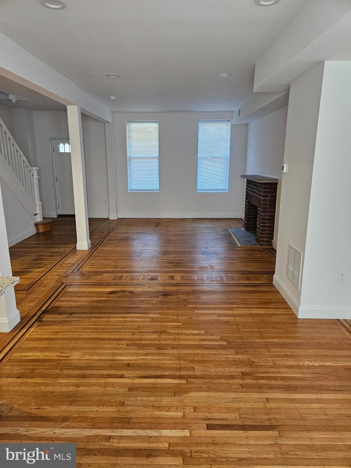 EDNOR GARDENS - LAKESIDE - Residential