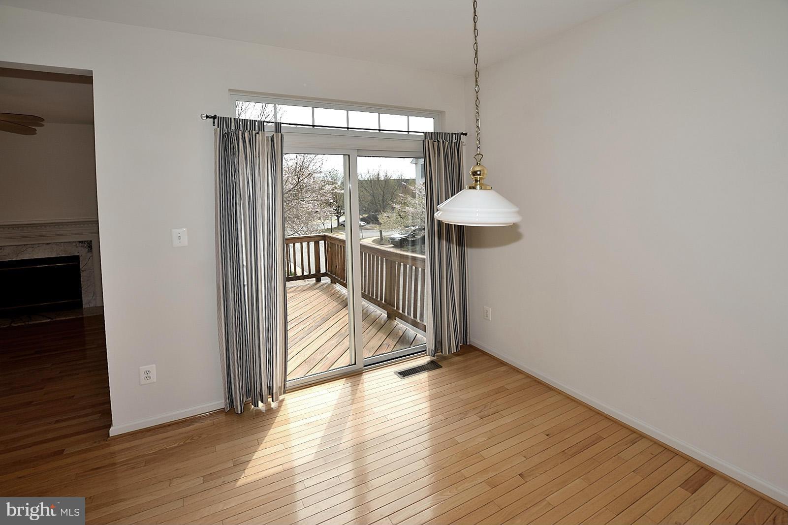 MOUNT VEE MANOR - Residential