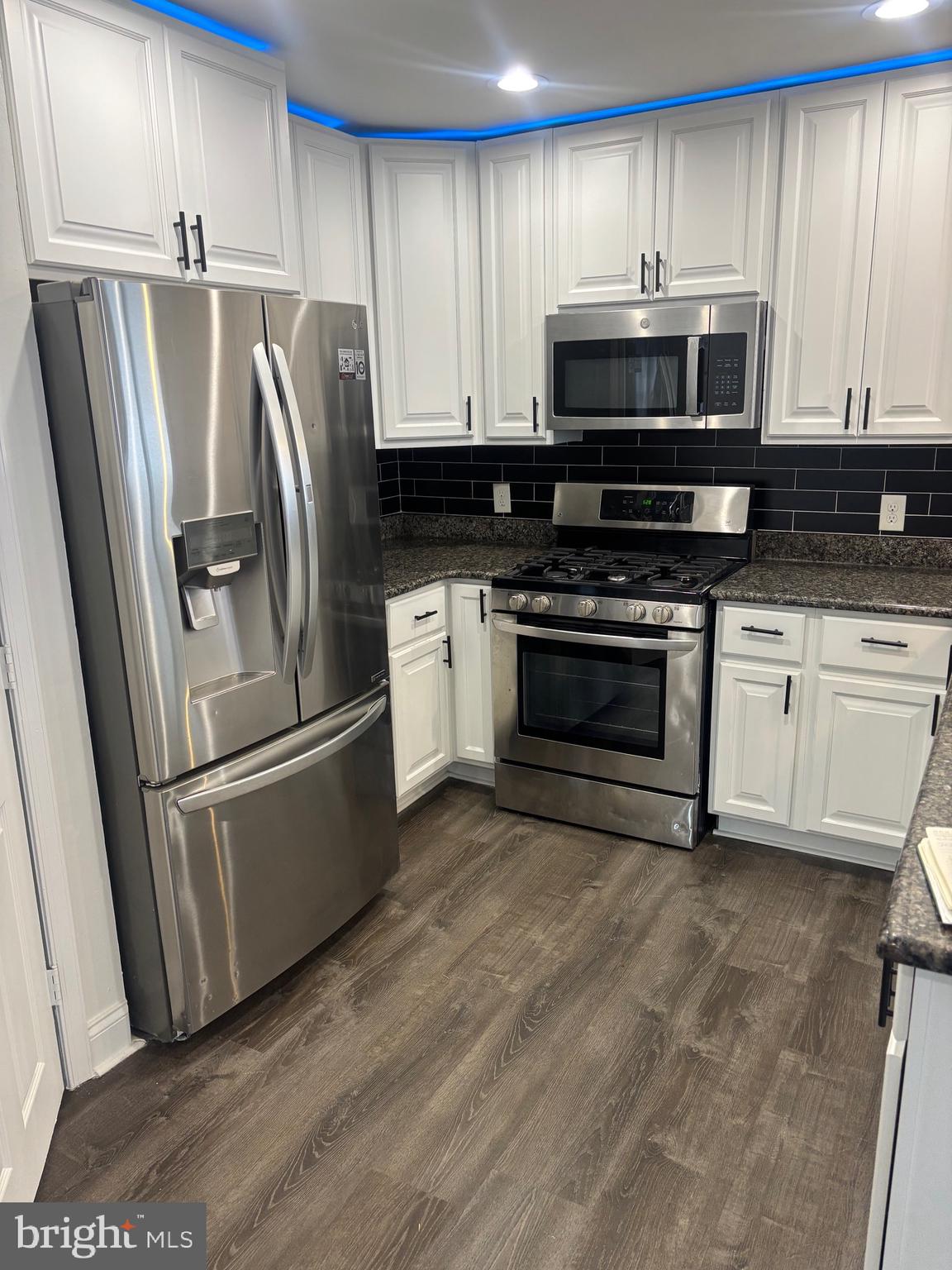 WESTVIEW PARK - Residential