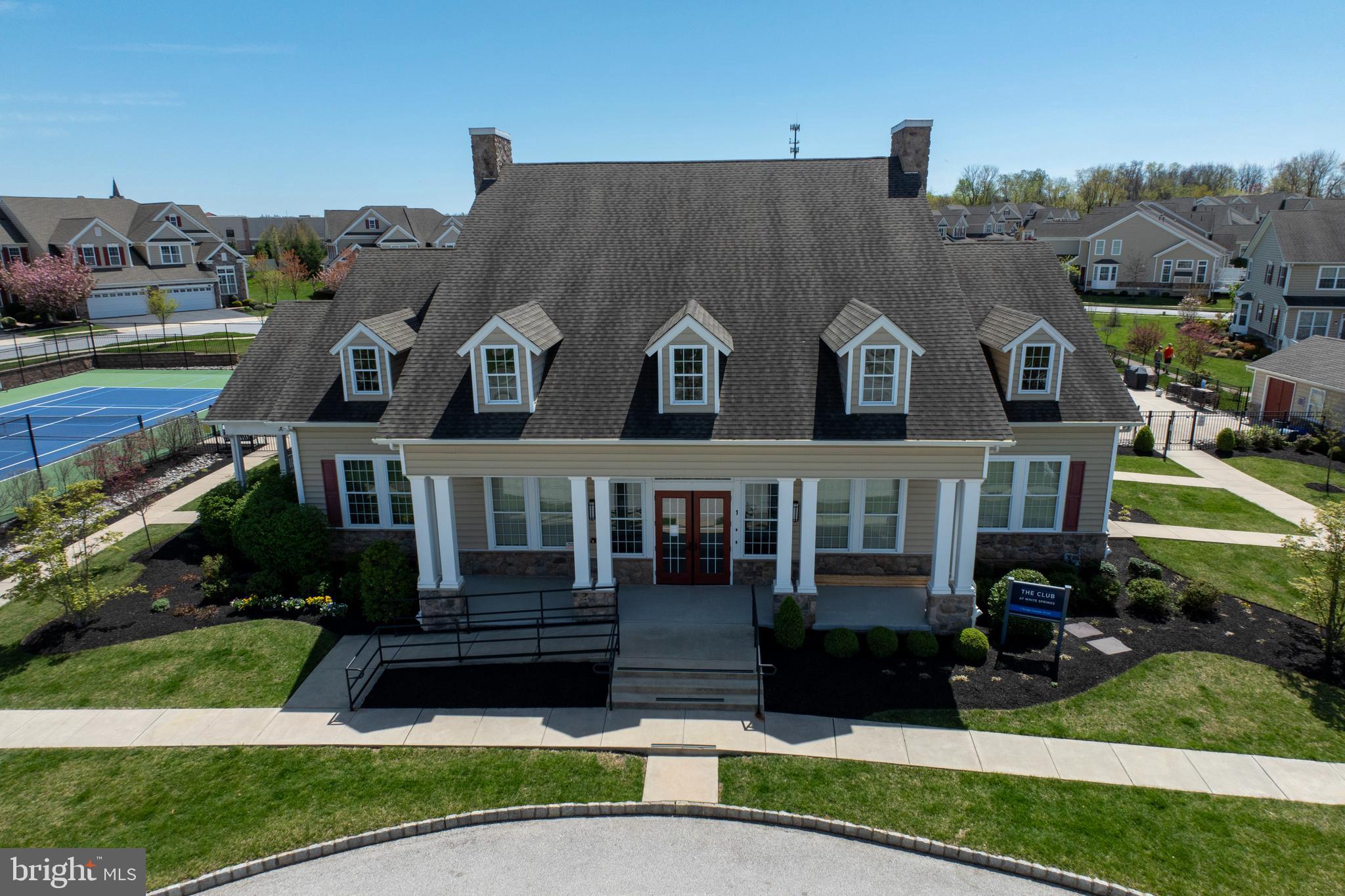 WHITE SPRINGS AT PROVIDENCE - Residential Lease