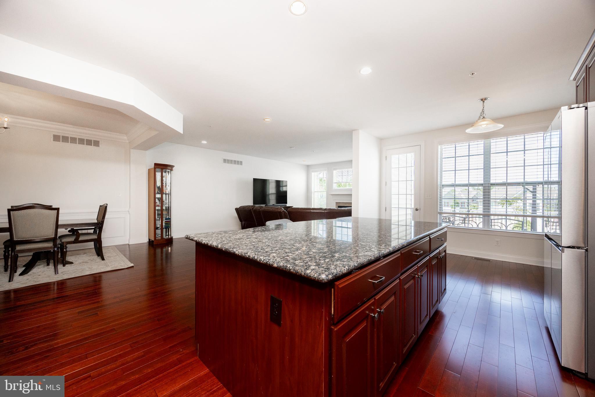 WHITE SPRINGS AT PROVIDENCE - Residential Lease