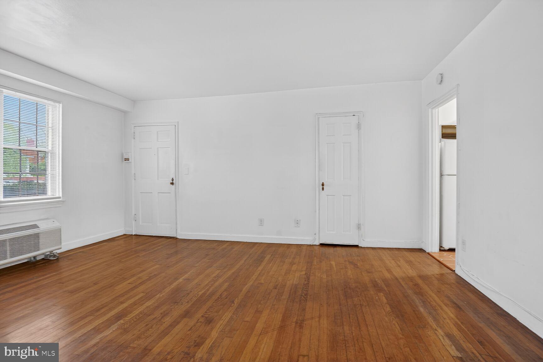 AUBURN VILLAGE - Residential