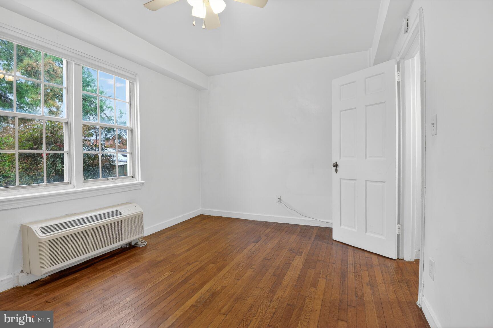 AUBURN VILLAGE - Residential