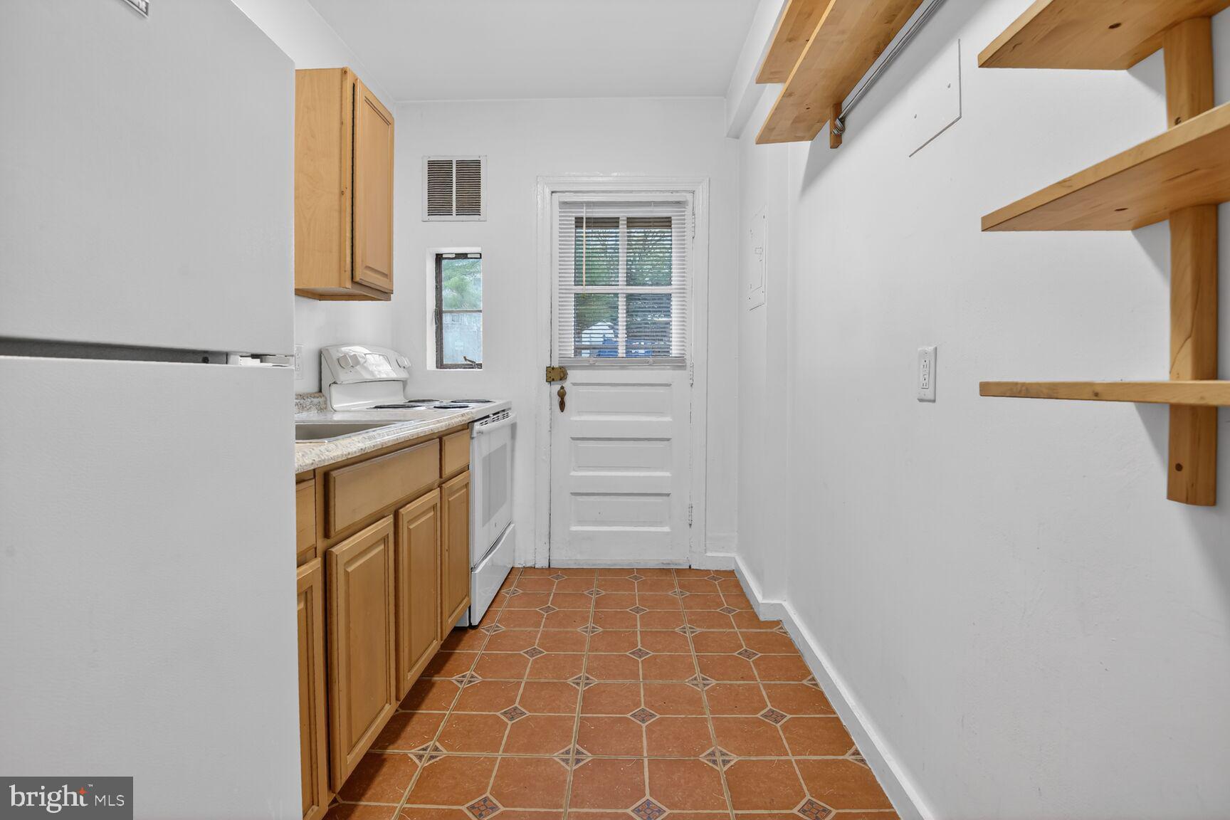 AUBURN VILLAGE - Residential