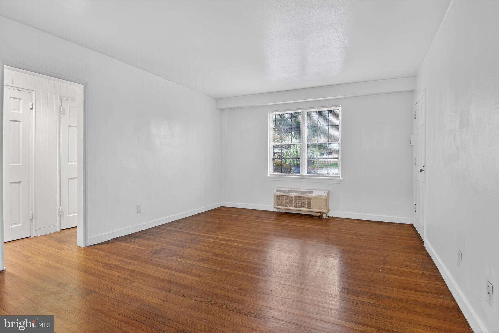 AUBURN VILLAGE - Residential