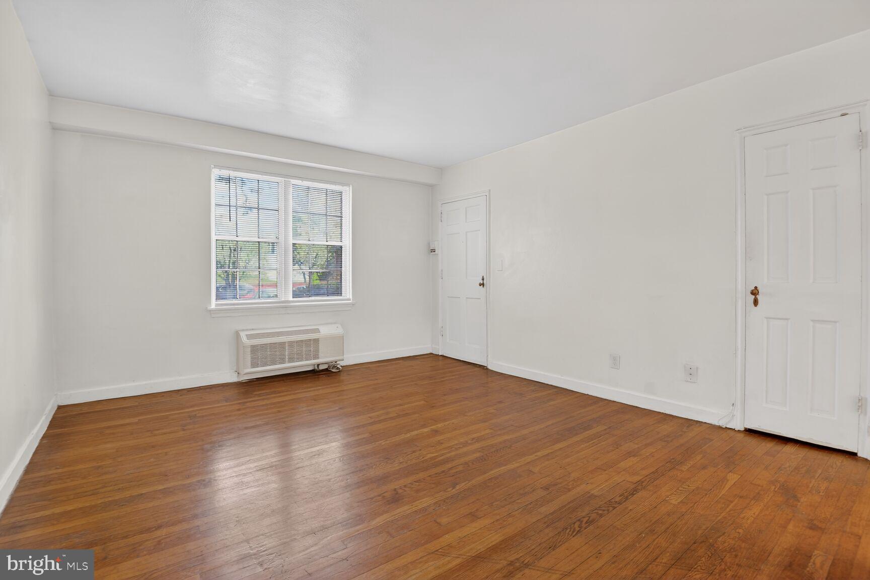 AUBURN VILLAGE - Residential