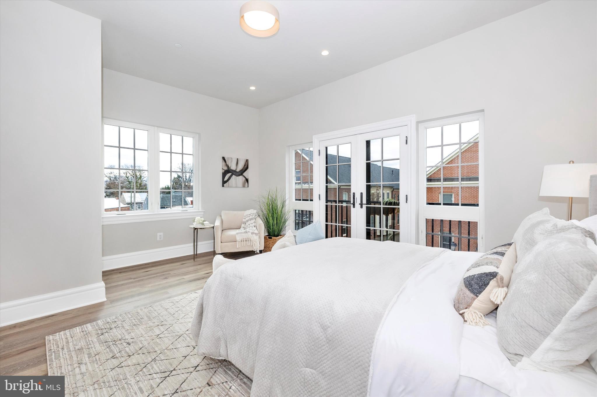 DOWNTOWN FREDERICK - Residential