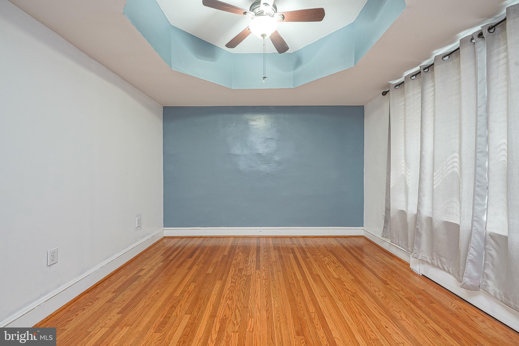 PHILADELPHIA (SOUTH) - Residential