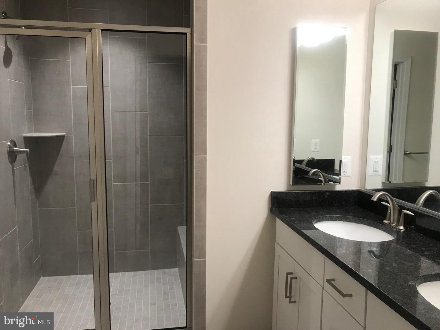 GLASCOCK FIELD AT STONE RIDGE - Residential Lease