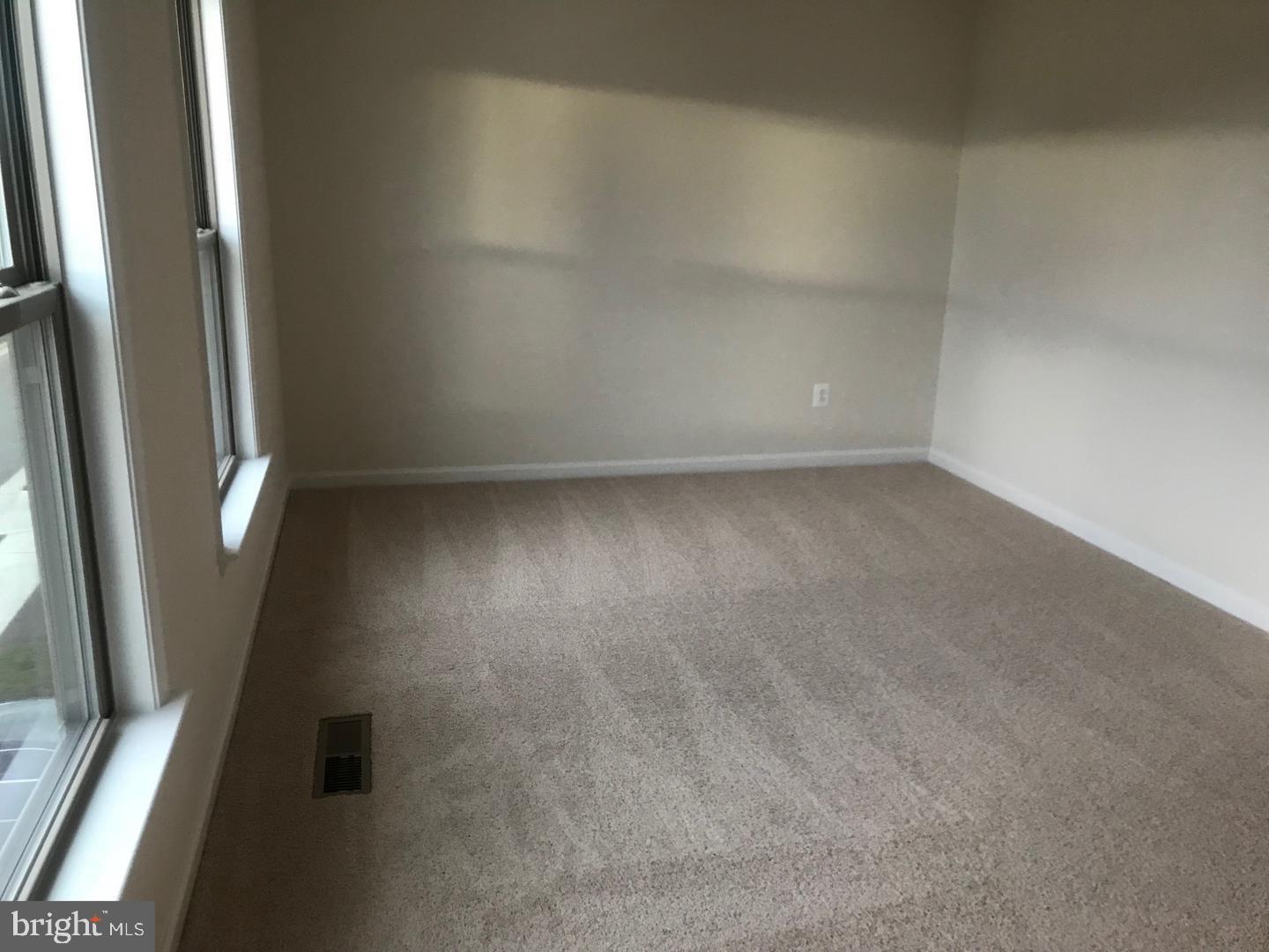 GLASCOCK FIELD AT STONE RIDGE - Residential Lease