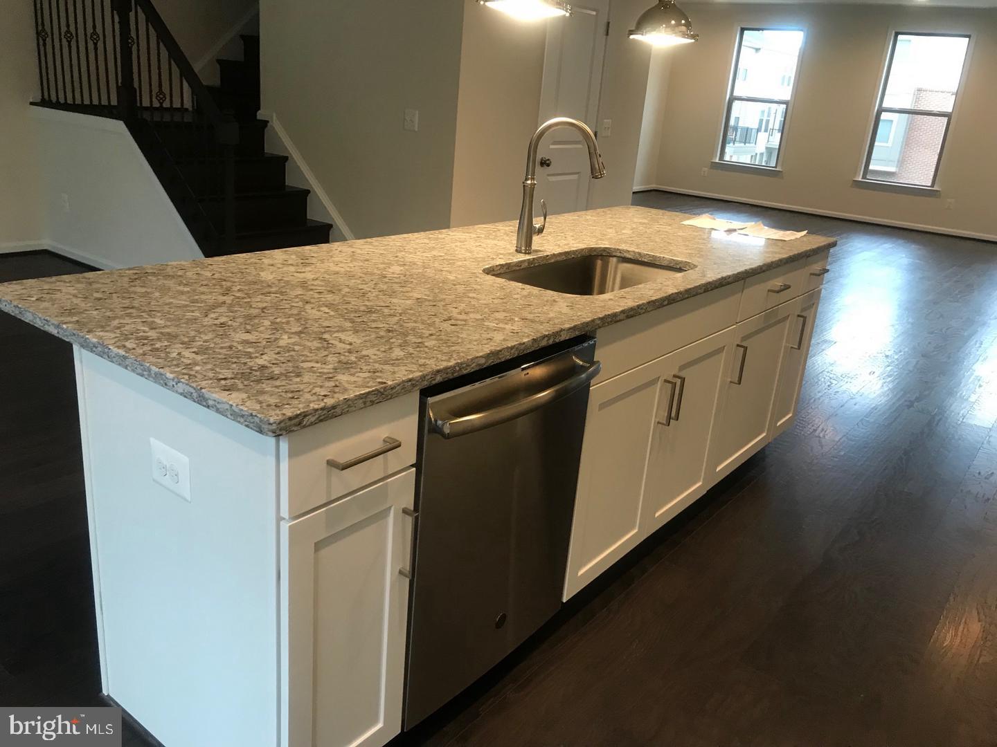 GLASCOCK FIELD AT STONE RIDGE - Residential Lease