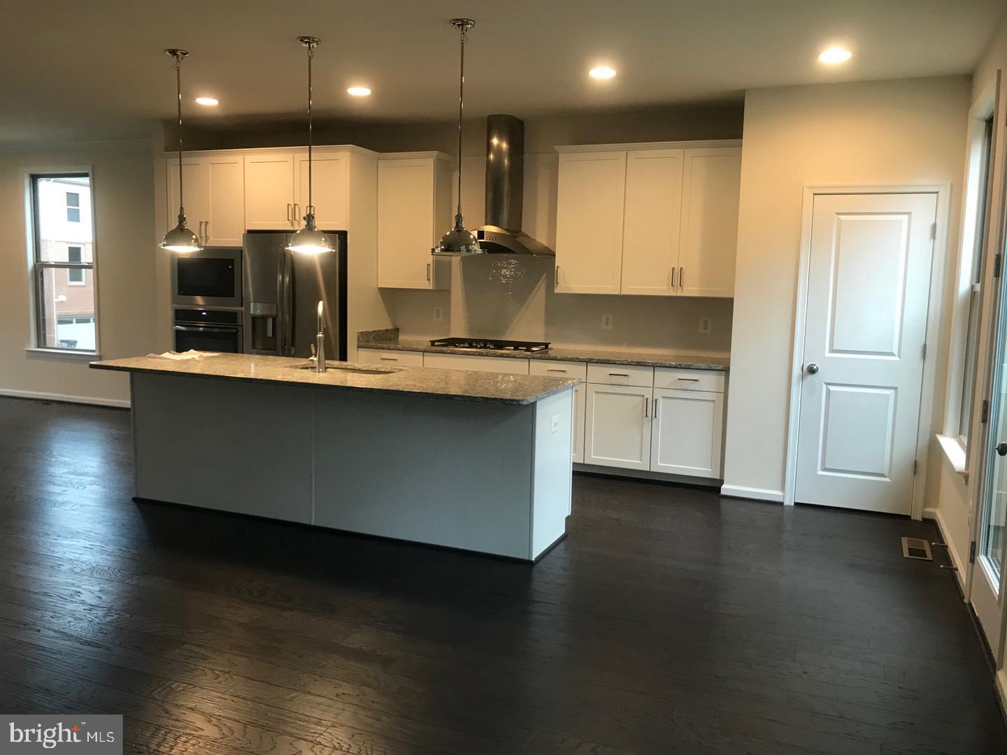 GLASCOCK FIELD AT STONE RIDGE - Residential Lease