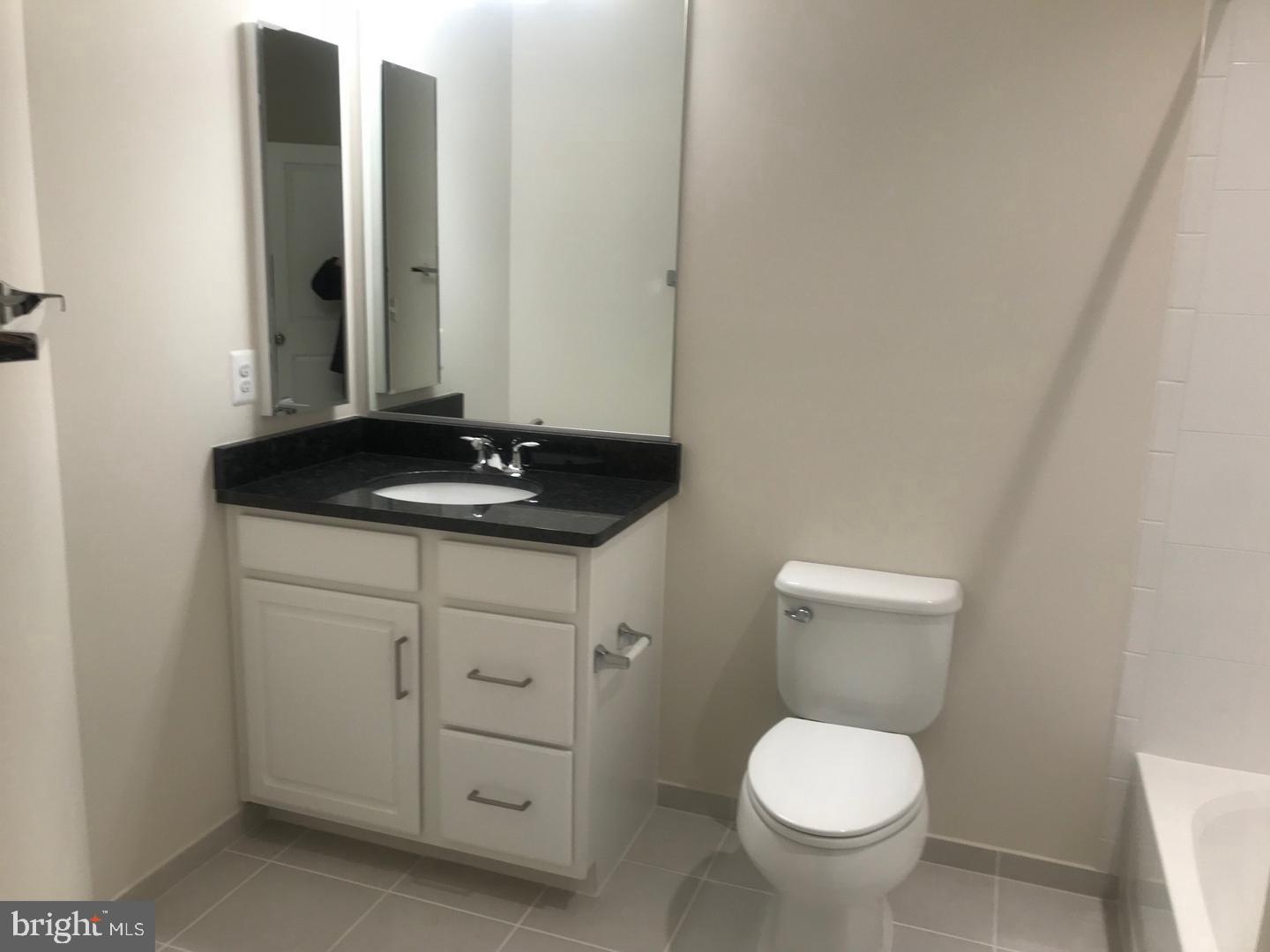 GLASCOCK FIELD AT STONE RIDGE - Residential Lease