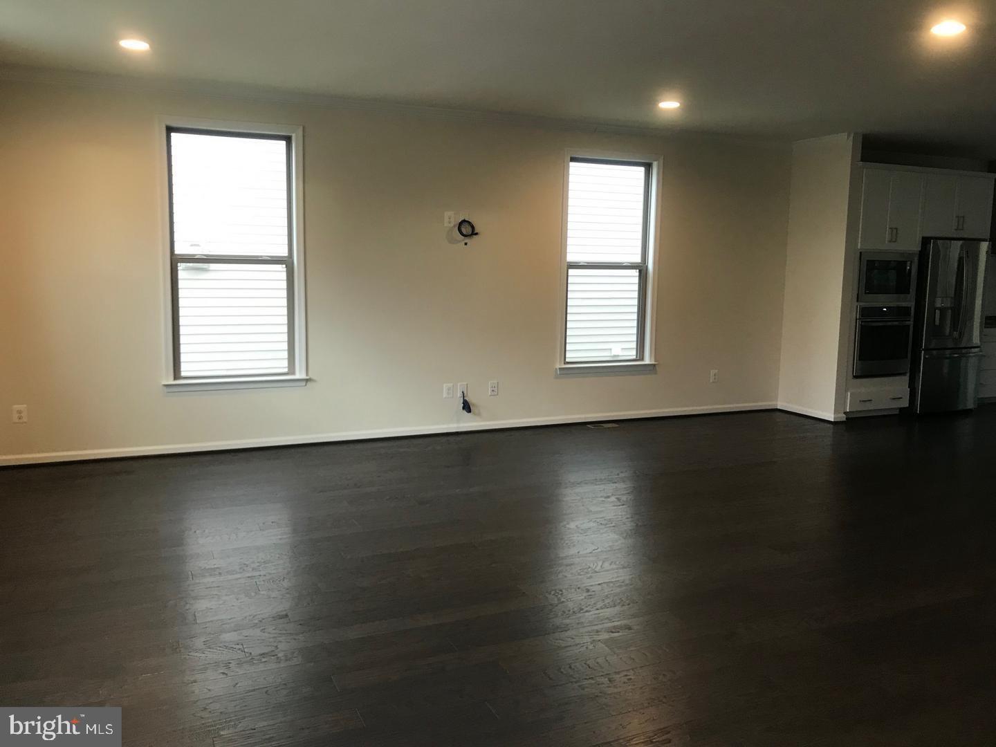 GLASCOCK FIELD AT STONE RIDGE - Residential Lease