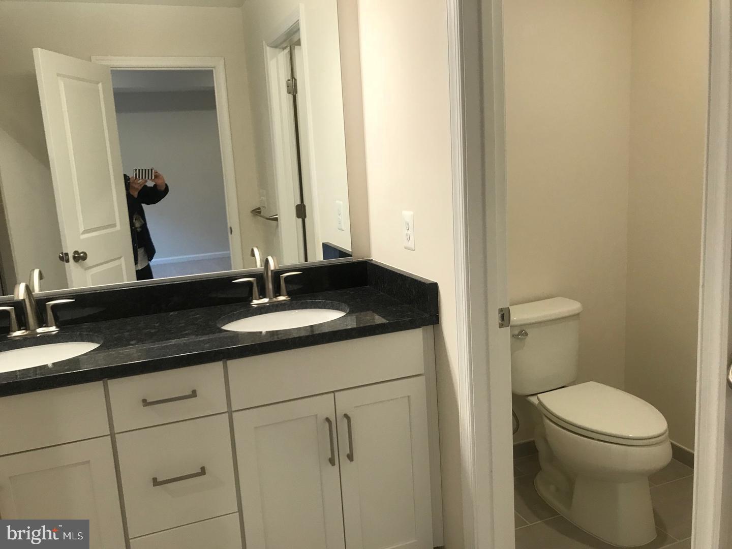 GLASCOCK FIELD AT STONE RIDGE - Residential Lease