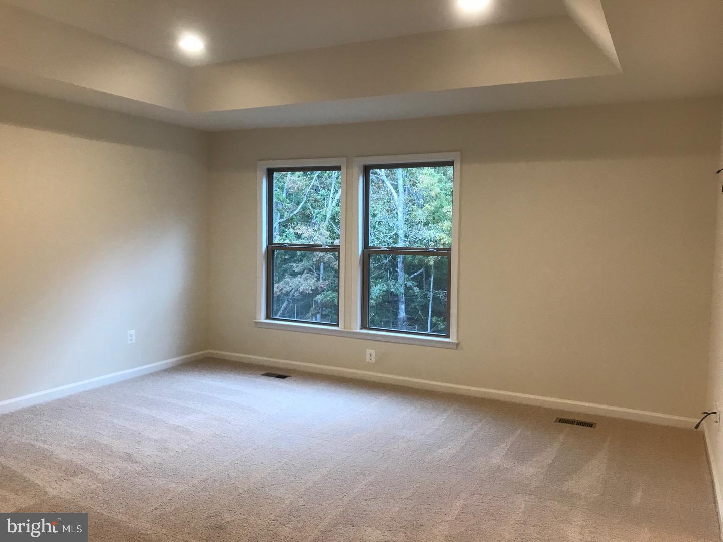 GLASCOCK FIELD AT STONE RIDGE - Residential Lease