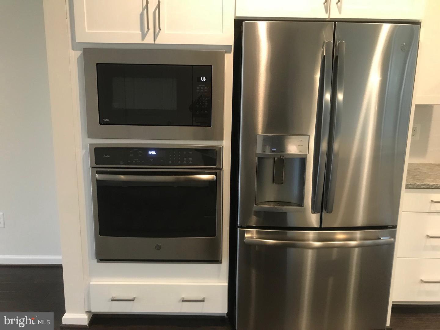 GLASCOCK FIELD AT STONE RIDGE - Residential Lease