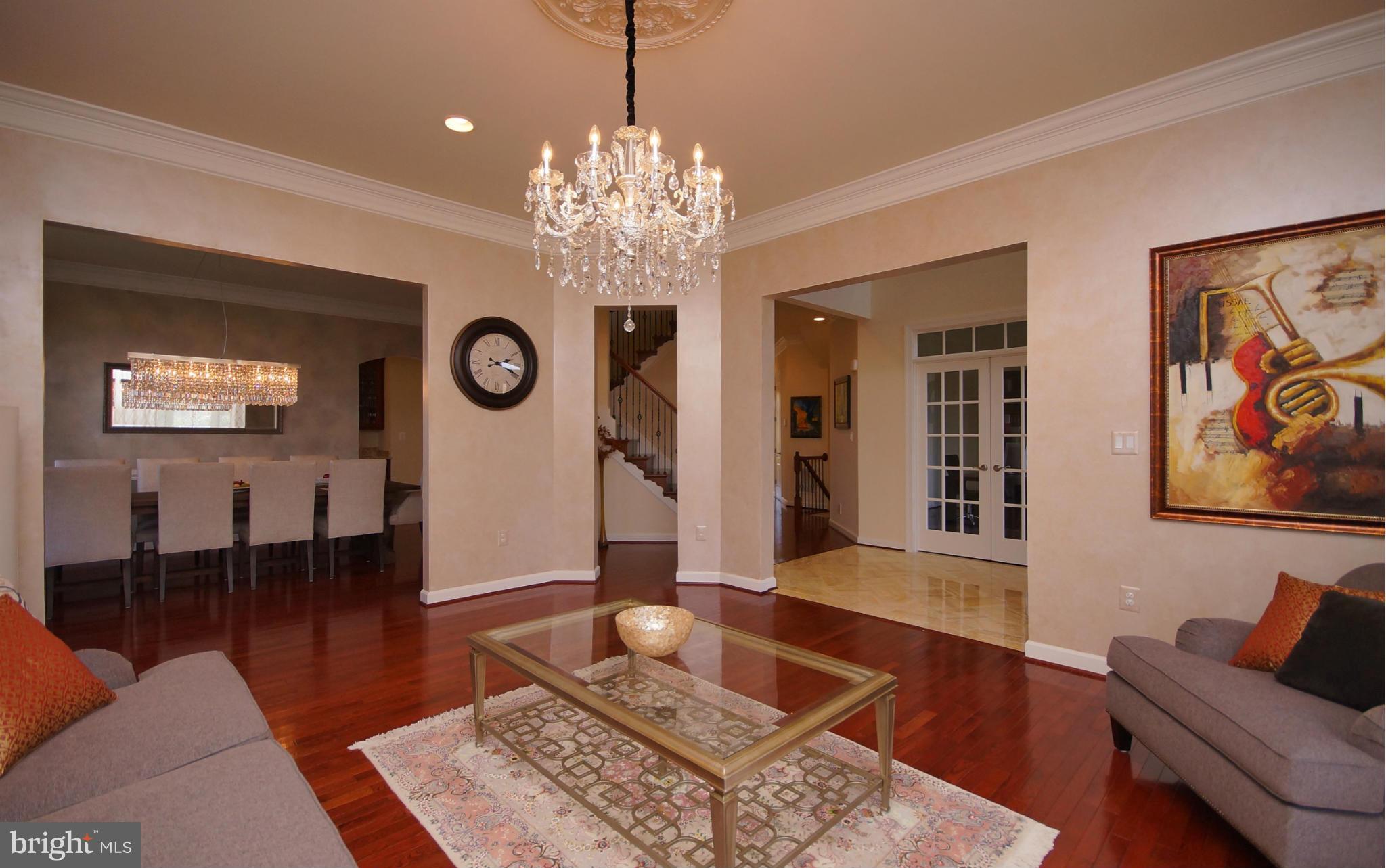 MAYMONT ESTATES - Residential