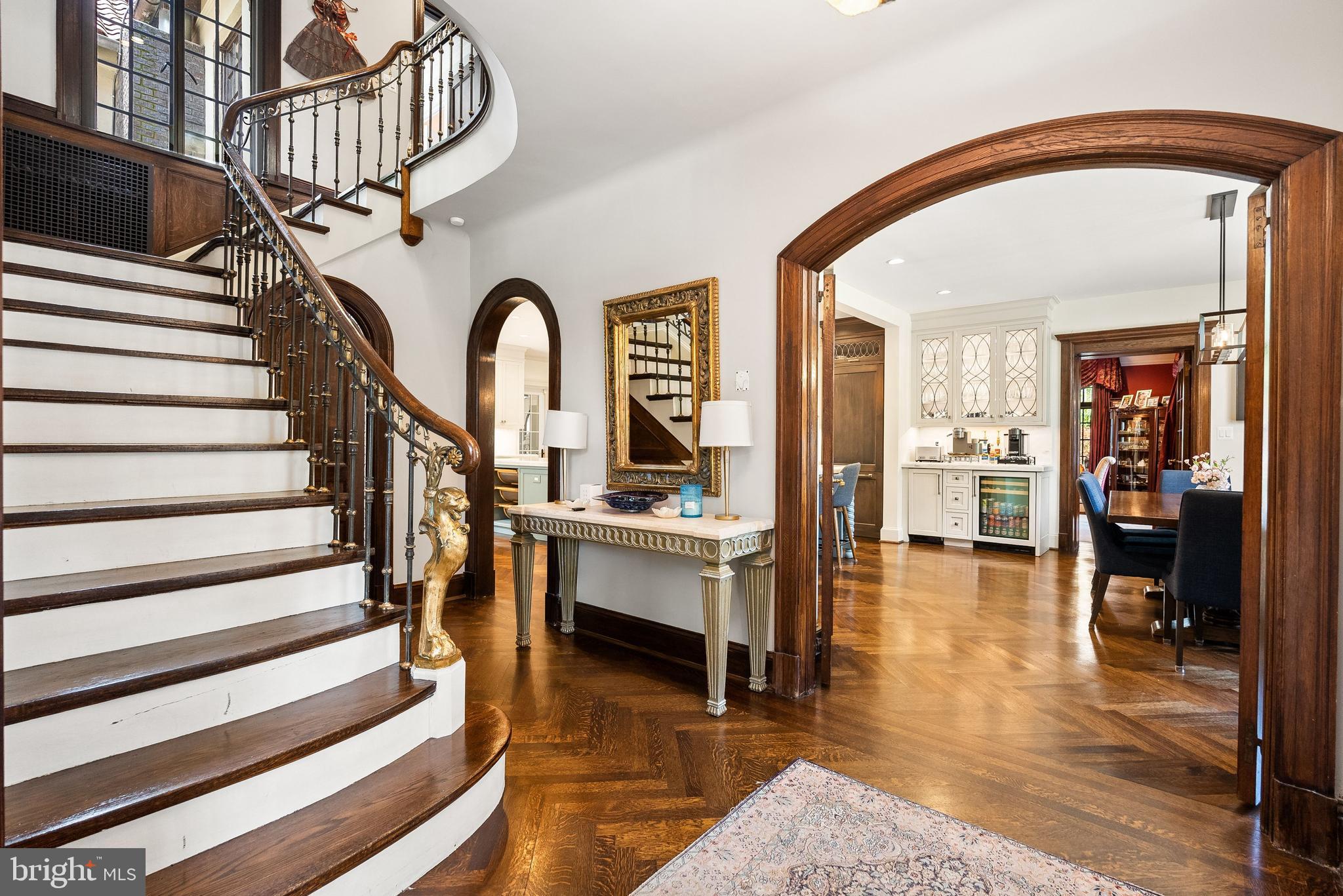 OBSERVATORY CIRCLE - Residential