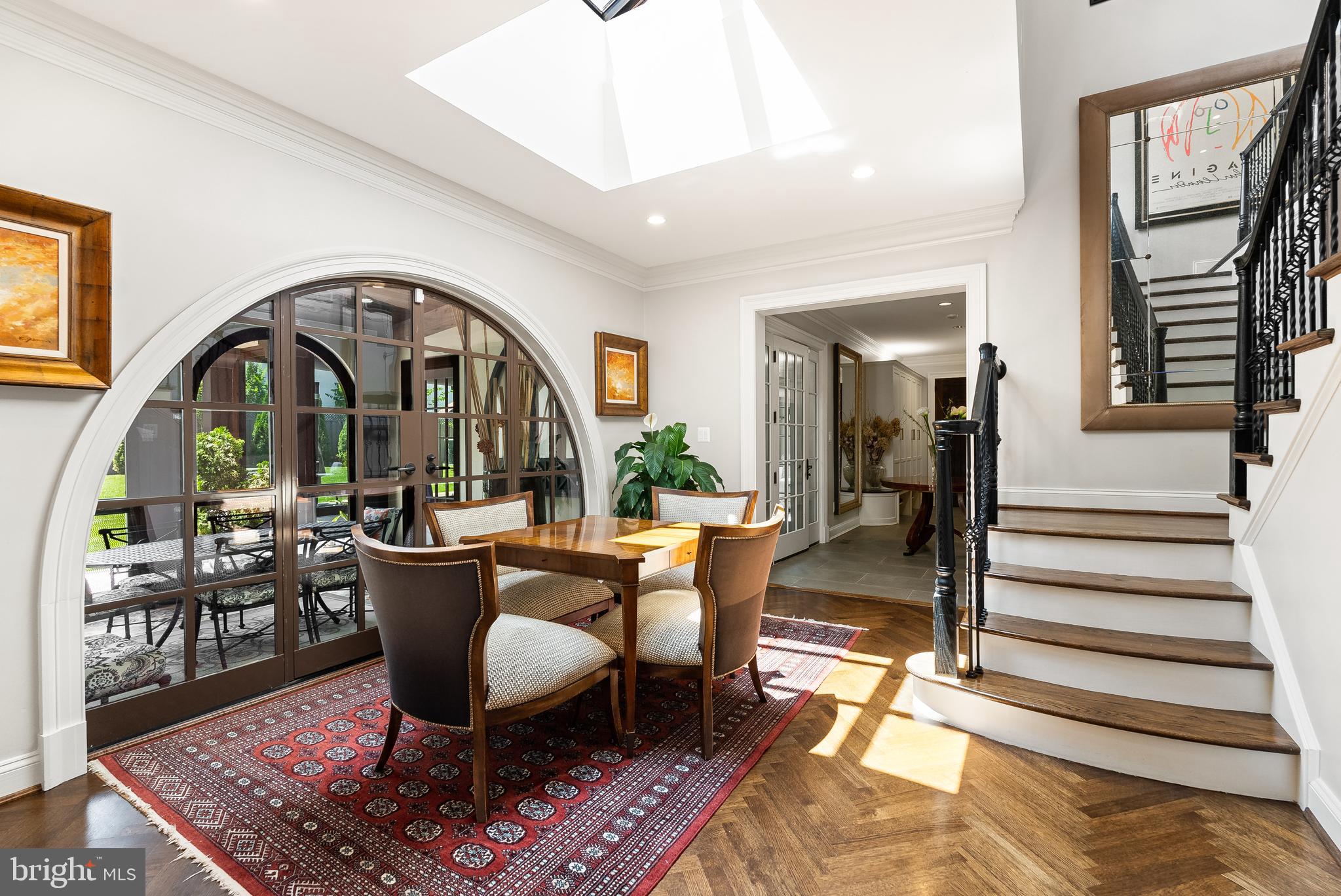 OBSERVATORY CIRCLE - Residential