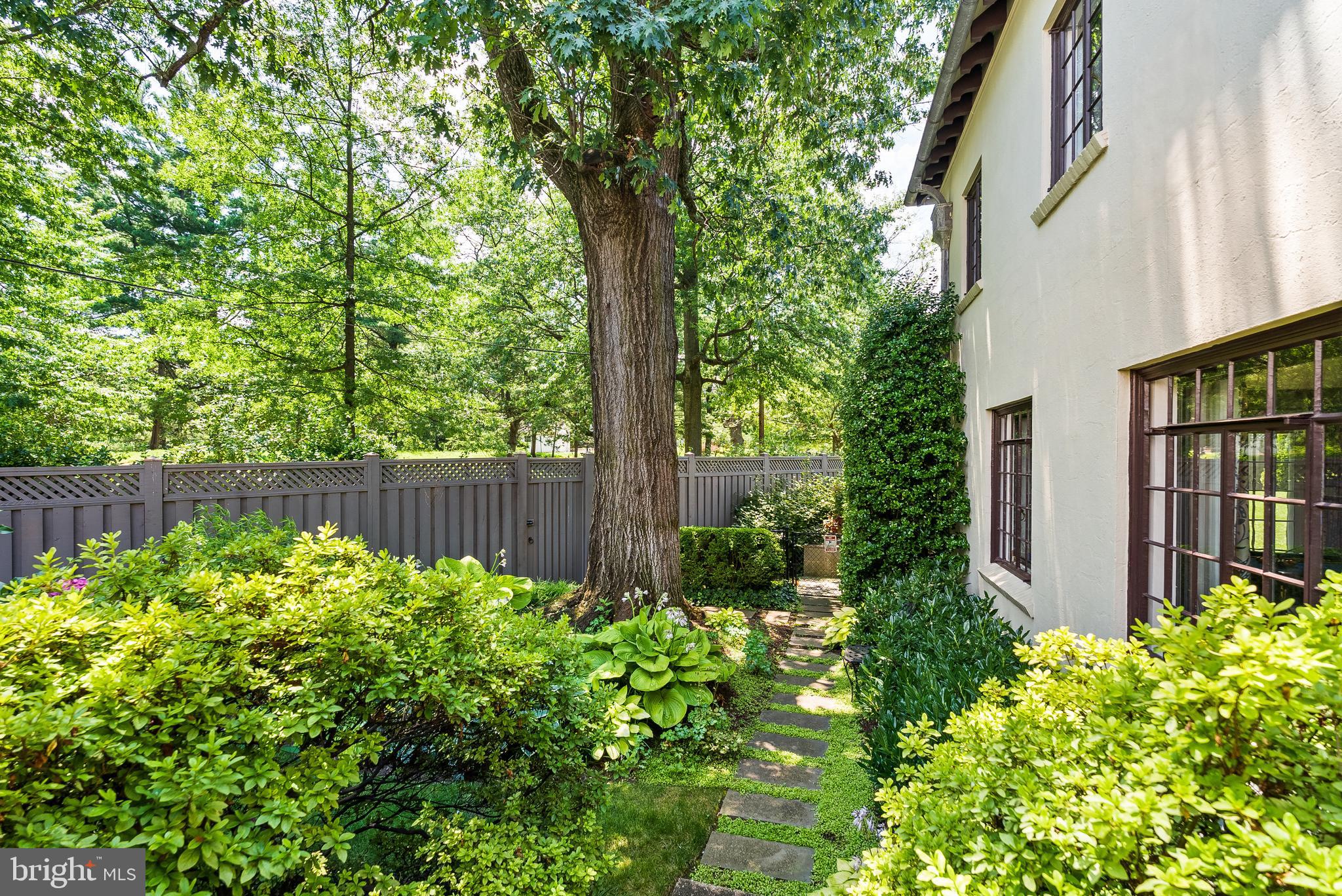 OBSERVATORY CIRCLE - Residential