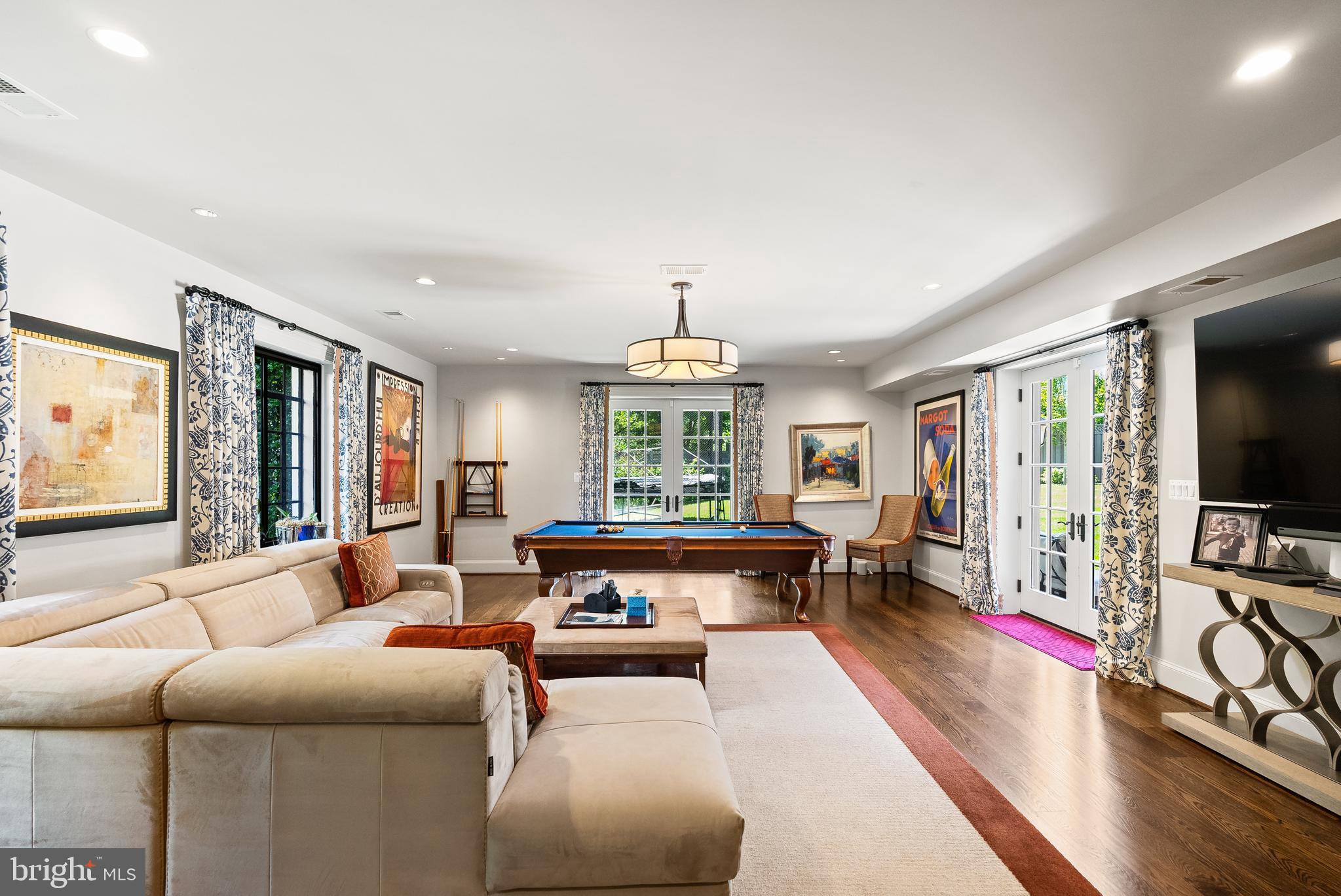 OBSERVATORY CIRCLE - Residential