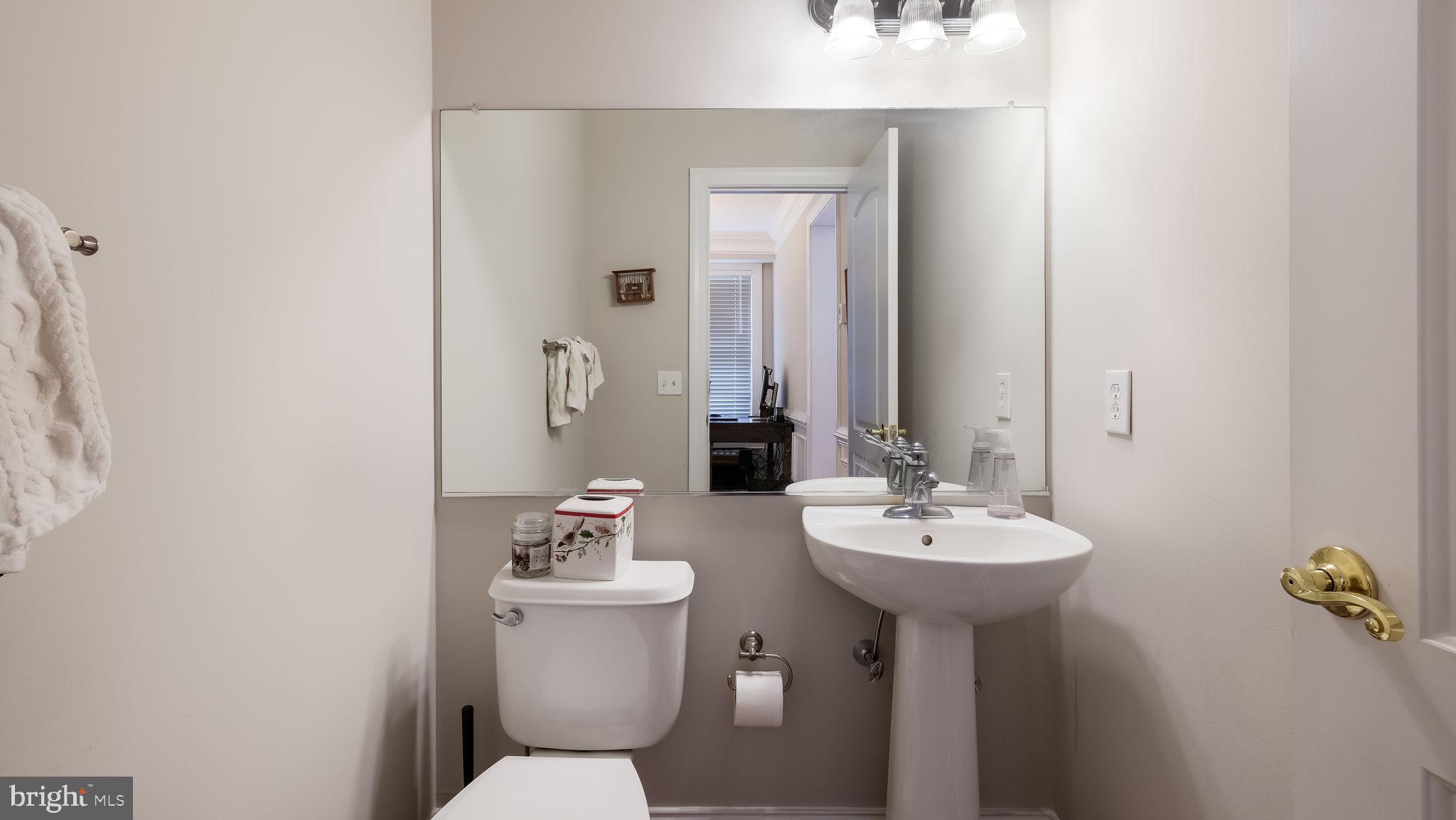 MEDIA - Residential Lease