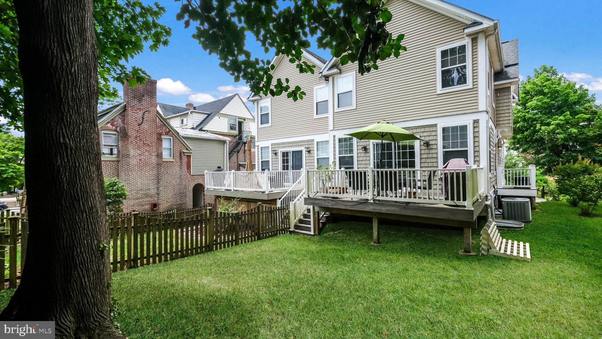 MEDIA - Residential Lease