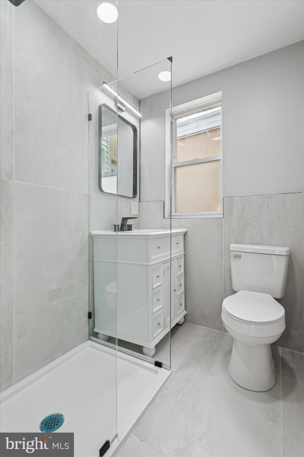 WHITMAN - Residential