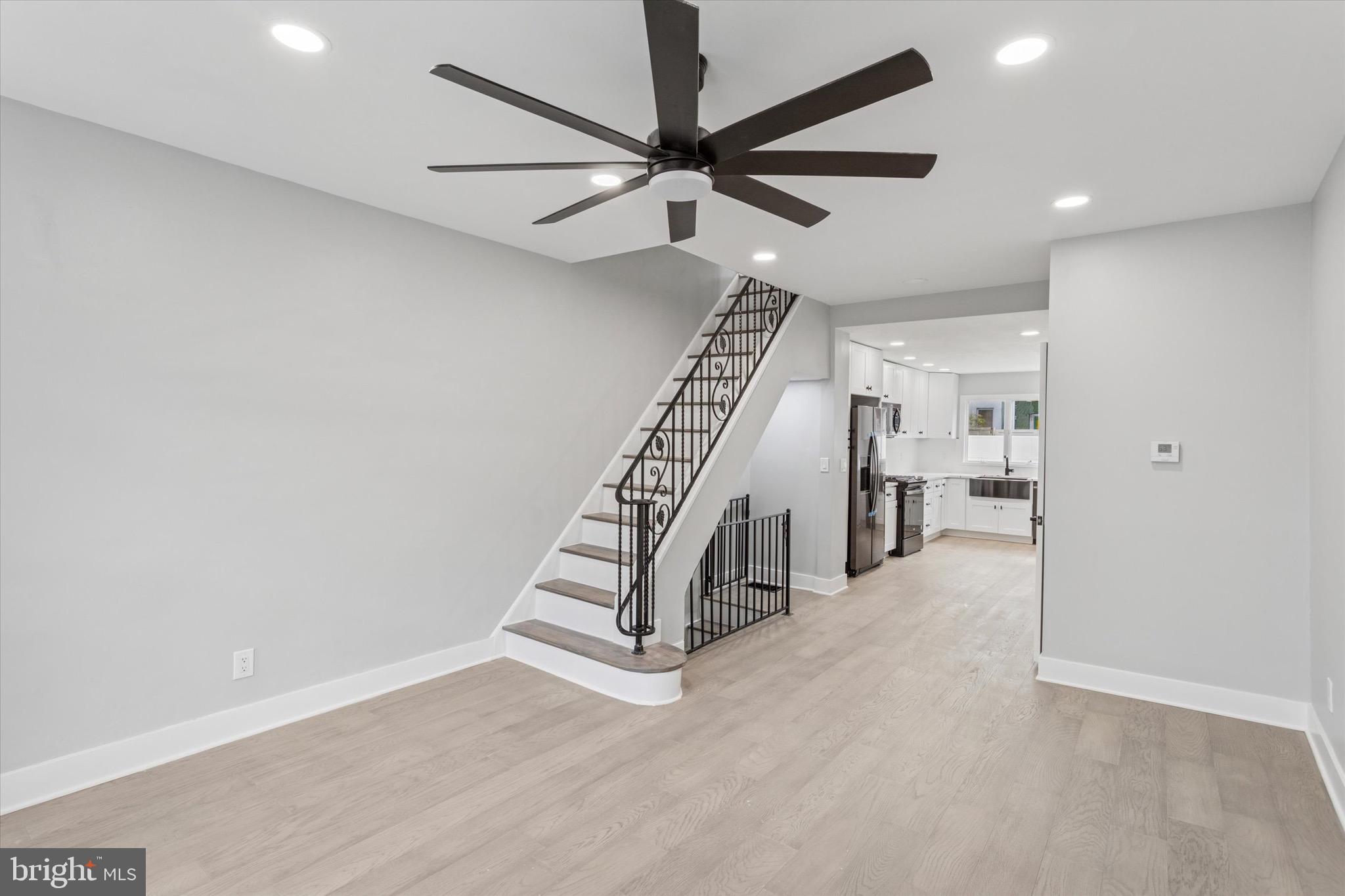 WHITMAN - Residential