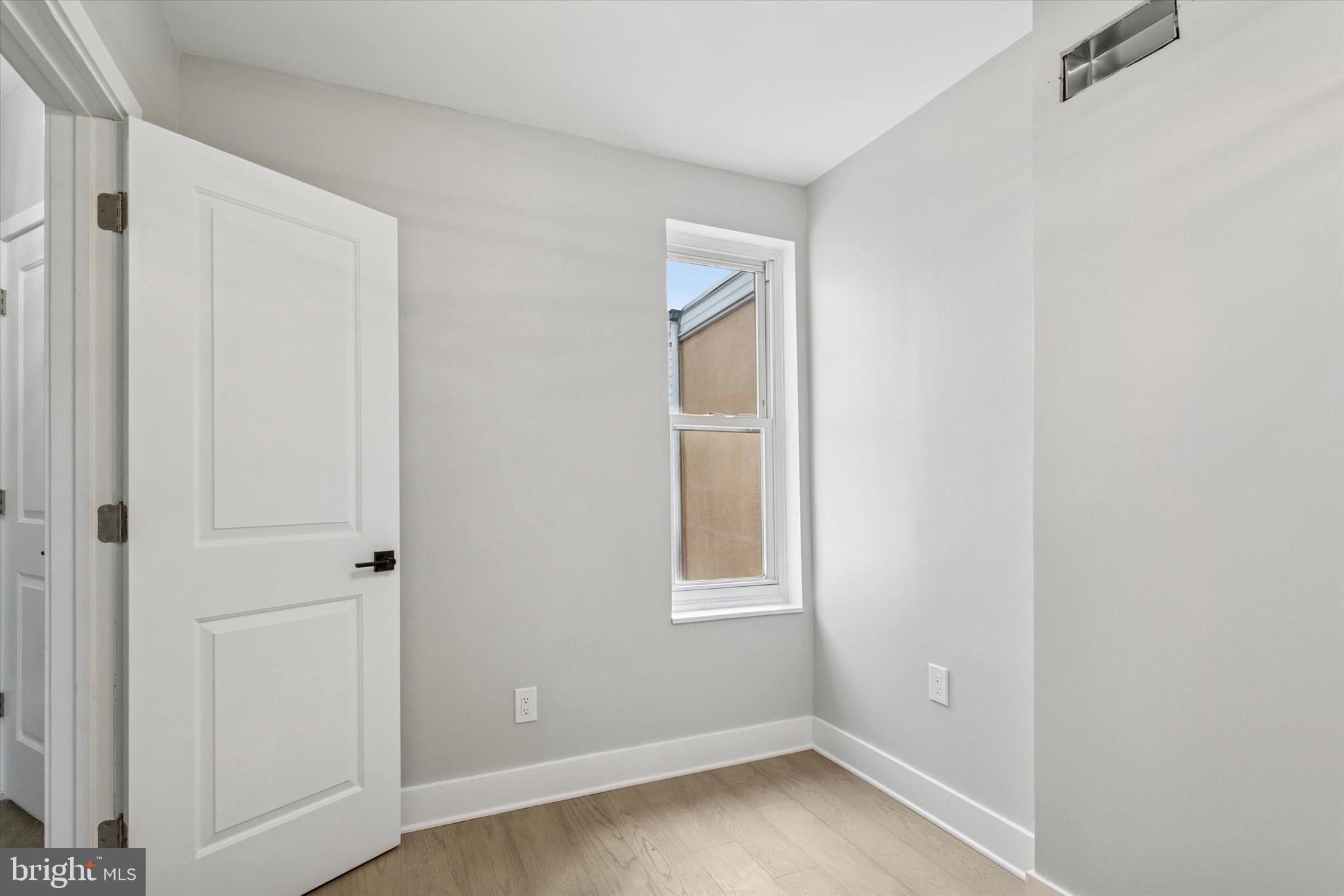 WHITMAN - Residential