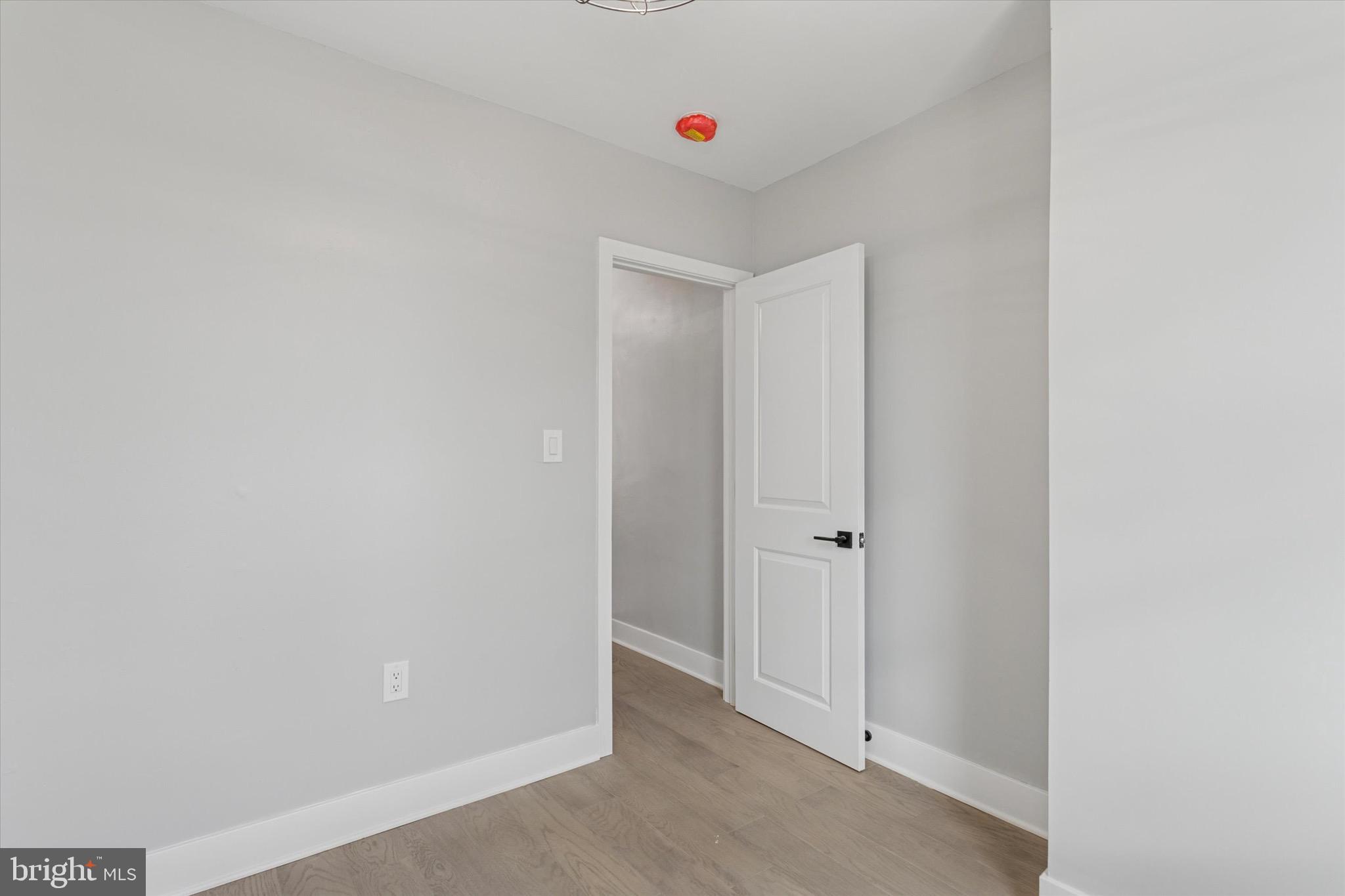 WHITMAN - Residential