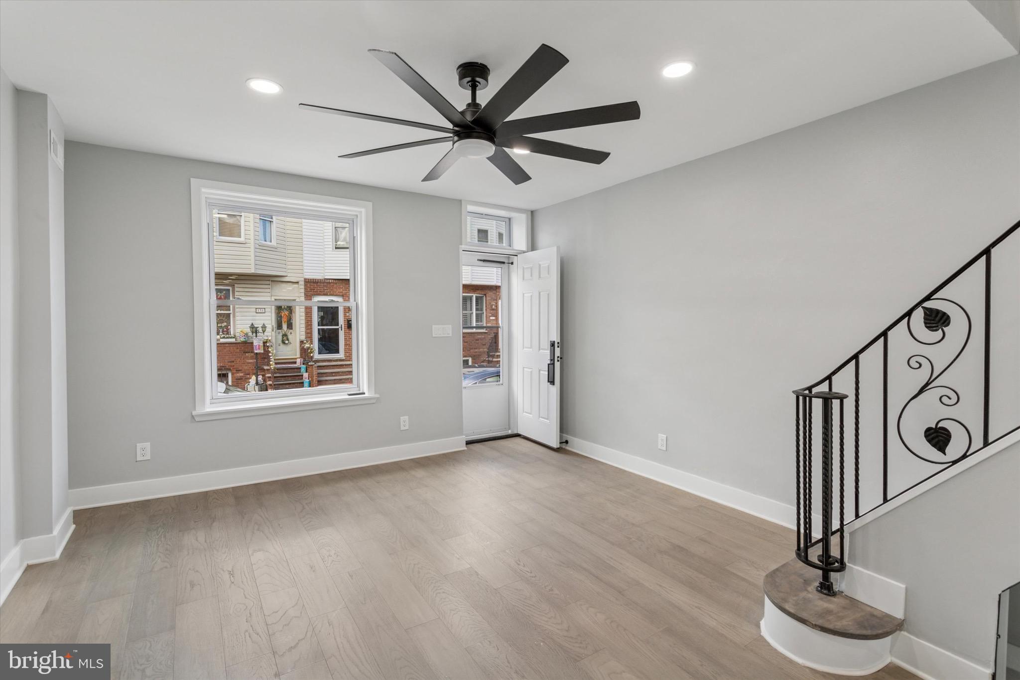 WHITMAN - Residential