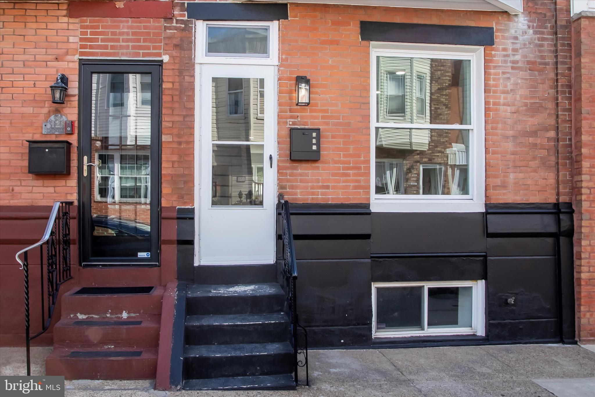 WHITMAN - Residential